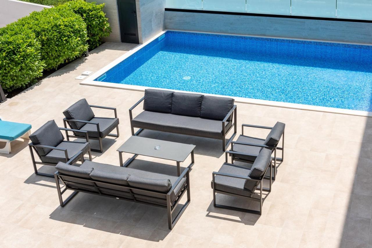 Villa Sveti Petar - With Heated Pool And Outdoor Jacuzzi Opatija Buitenkant foto