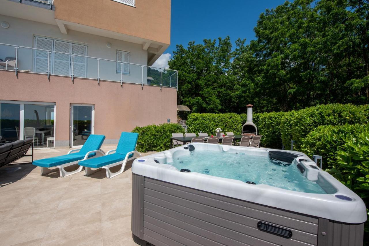Villa Sveti Petar - With Heated Pool And Outdoor Jacuzzi Opatija Buitenkant foto