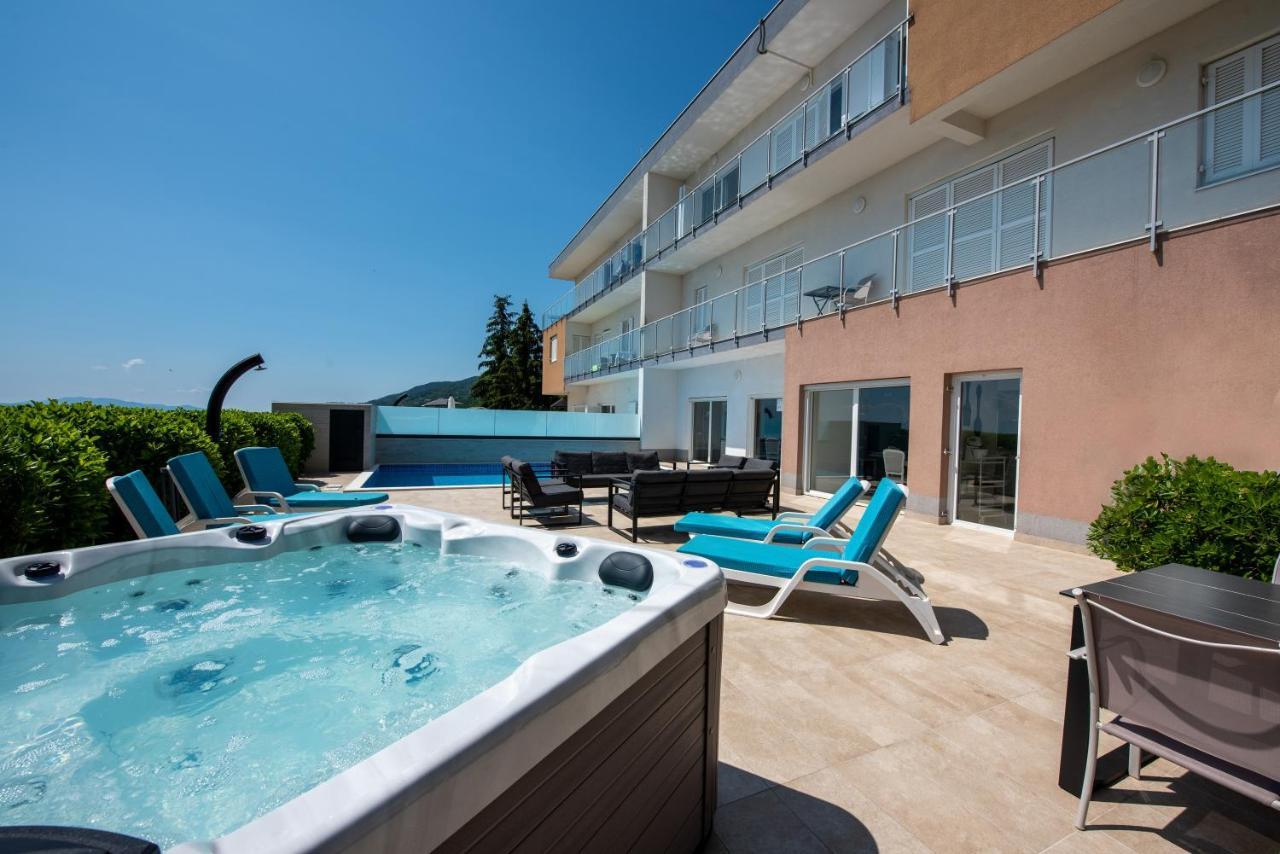Villa Sveti Petar - With Heated Pool And Outdoor Jacuzzi Opatija Buitenkant foto