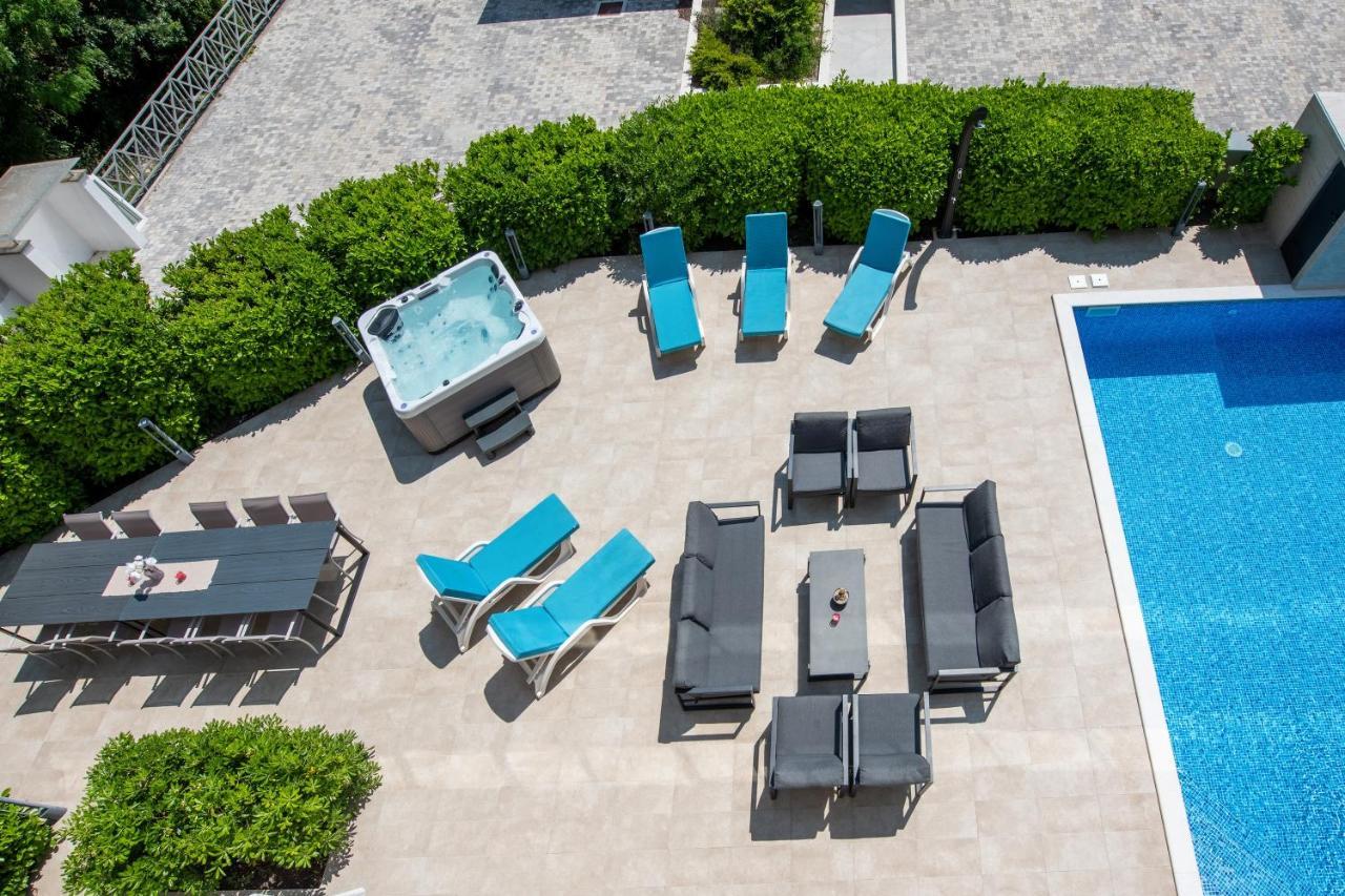 Villa Sveti Petar - With Heated Pool And Outdoor Jacuzzi Opatija Buitenkant foto