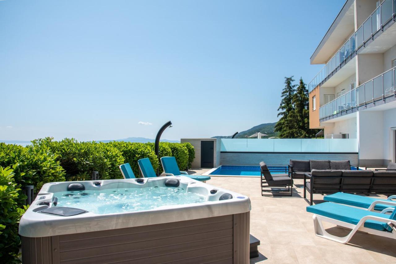 Villa Sveti Petar - With Heated Pool And Outdoor Jacuzzi Opatija Buitenkant foto
