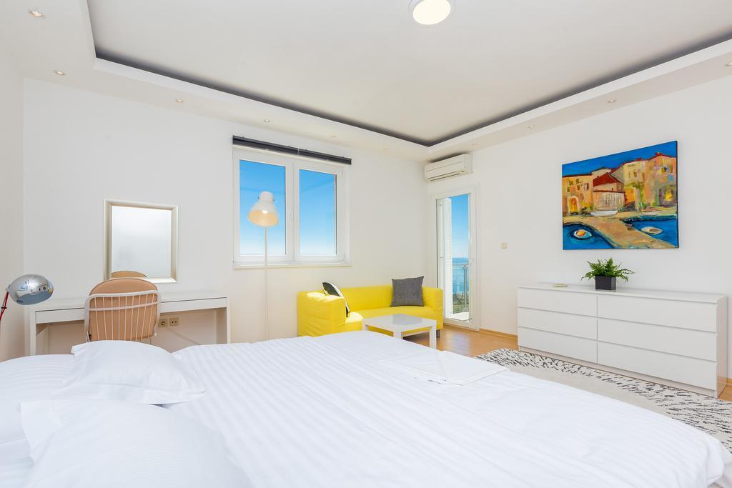 Villa Sveti Petar - With Heated Pool And Outdoor Jacuzzi Opatija Buitenkant foto