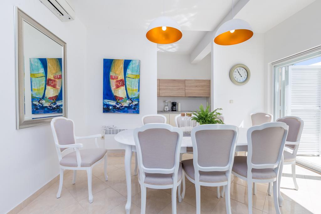 Villa Sveti Petar - With Heated Pool And Outdoor Jacuzzi Opatija Buitenkant foto